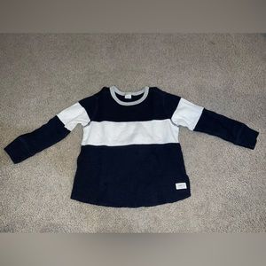 3 for $10 Nice baby gap blue white long sleeve  in great condition boys size 4